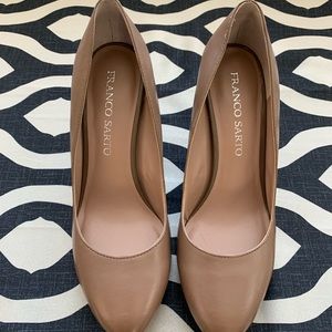 Franco Sarto pump
